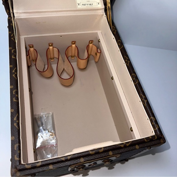 Louis Vuitton Louis Vuitton Boite Flacons Case - Picture 12 of 16